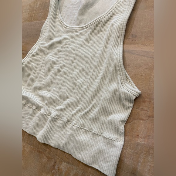 Skims high neck ribbed stretch bralette crop top - Picture 7 of 9